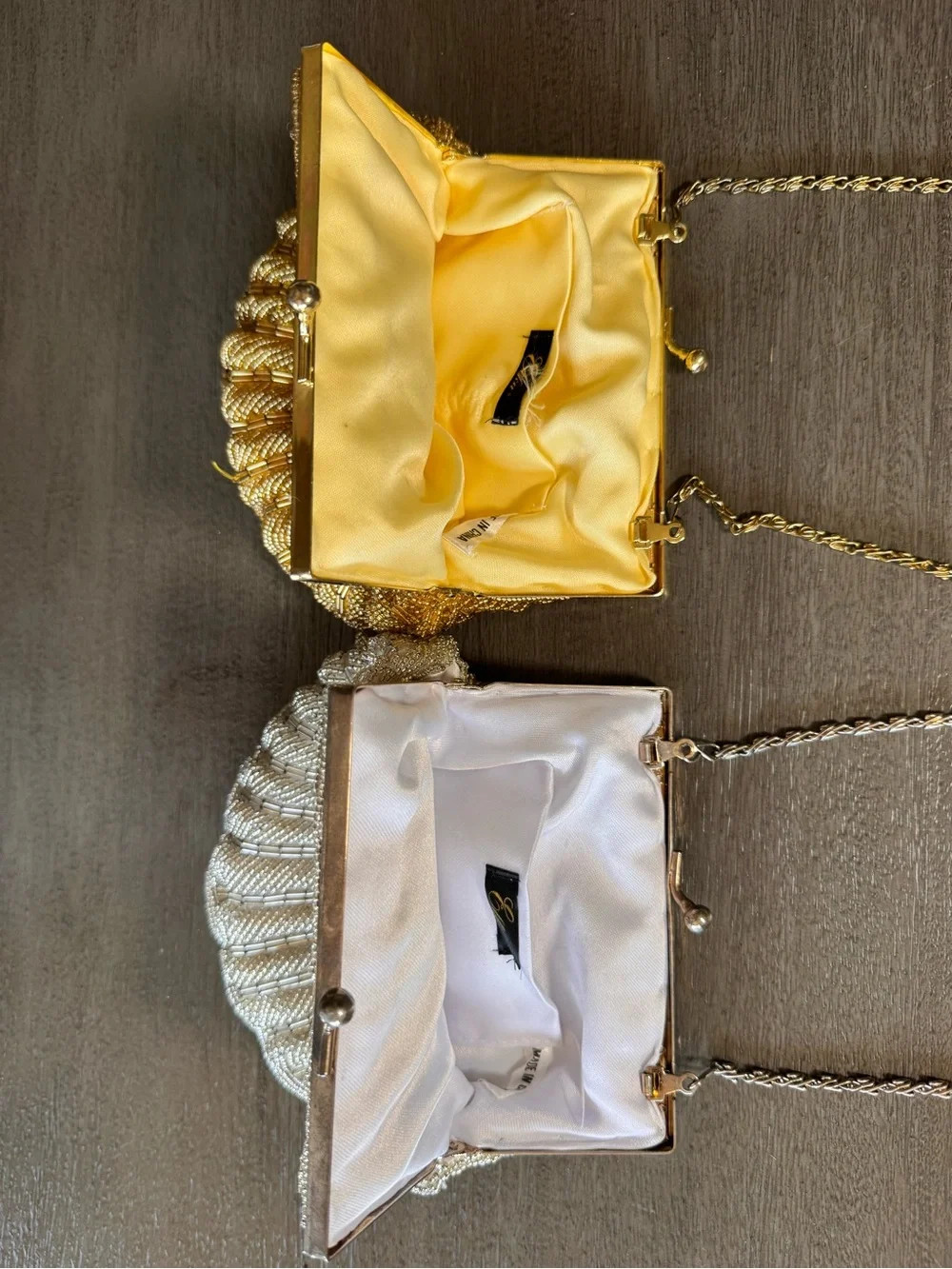 Vintage set included